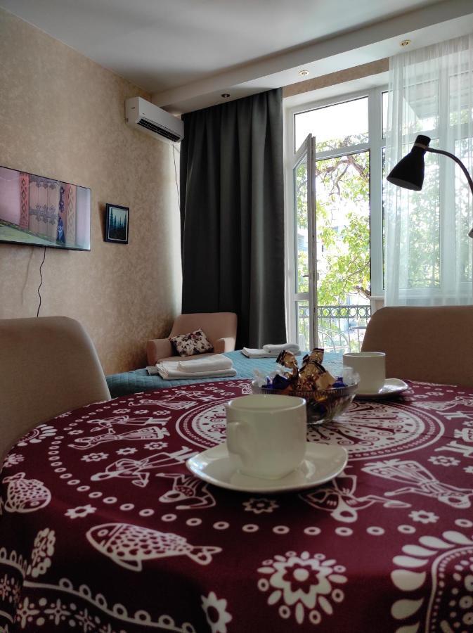 Tranquil Apartment In Vake Тбилиси Экстерьер фото